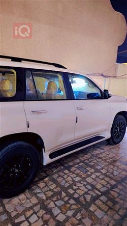 تويوتا لاندكروزر برادو